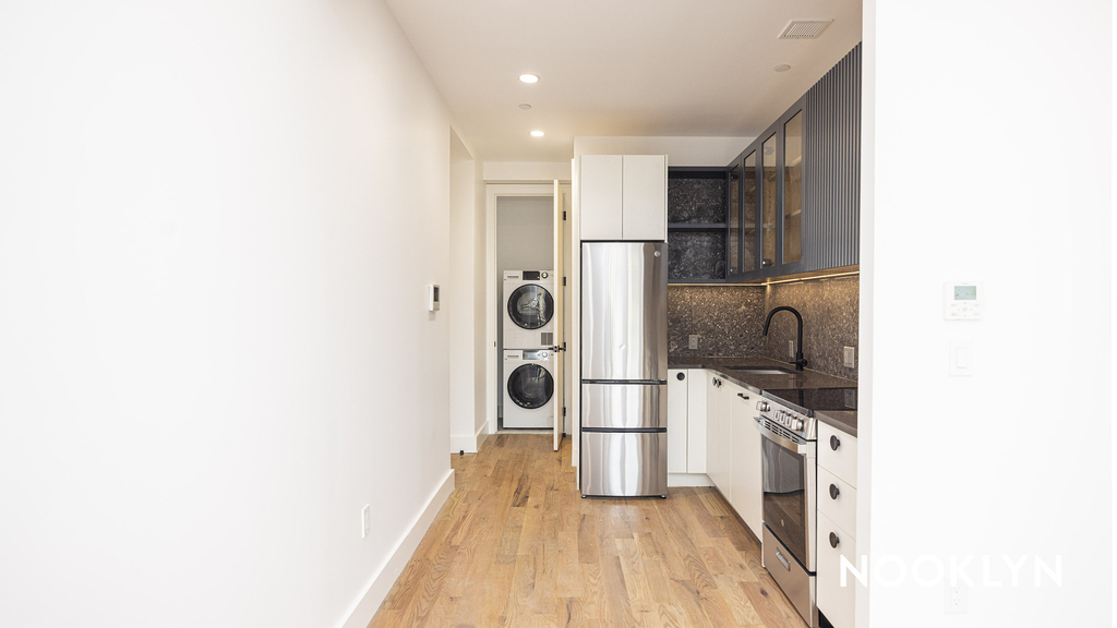 228 N 7th St - Photo 5