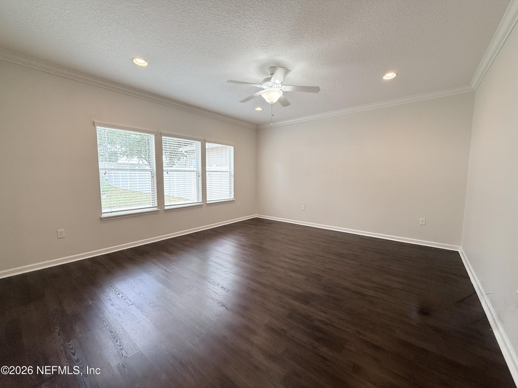 8900 Devon Pines Drive - Photo 9