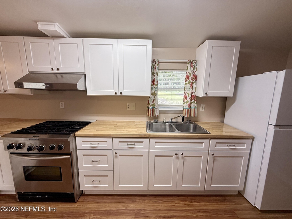 4304 Peppergrass Street - Photo 8