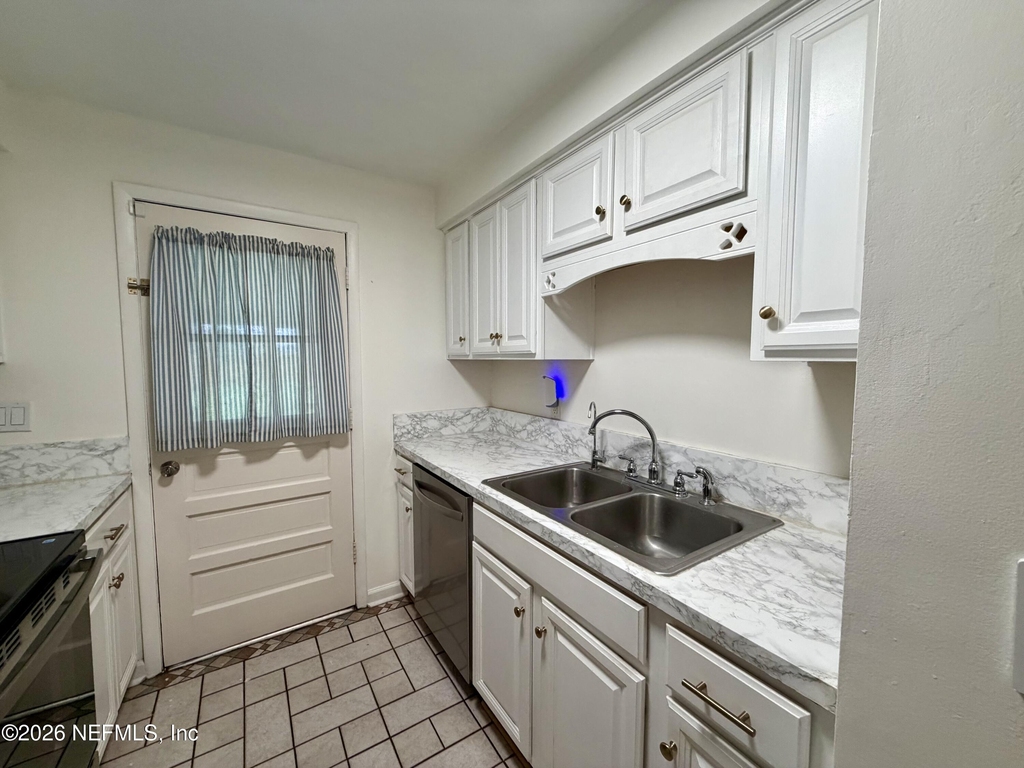 10439 Agave Road - Photo 6