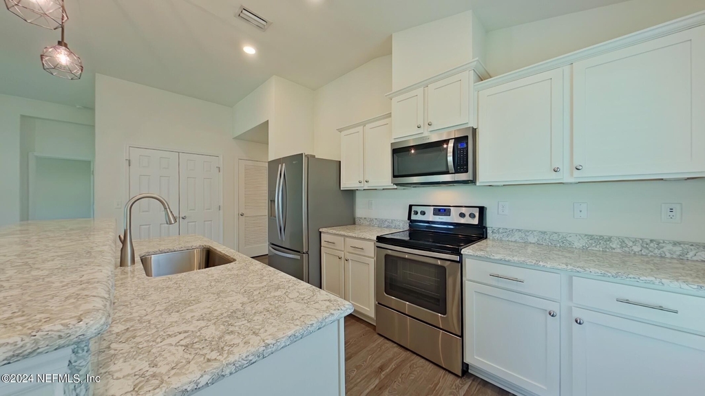 13275 Avery Park Lane - Photo 9