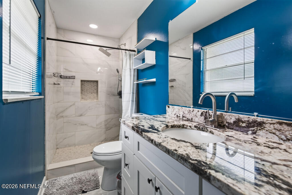 436 Saturn Lane W - Photo 10