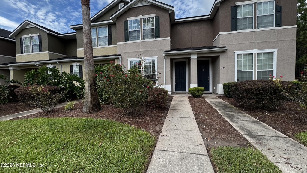 4220 Plantation Oaks Boulevard - Photo 0