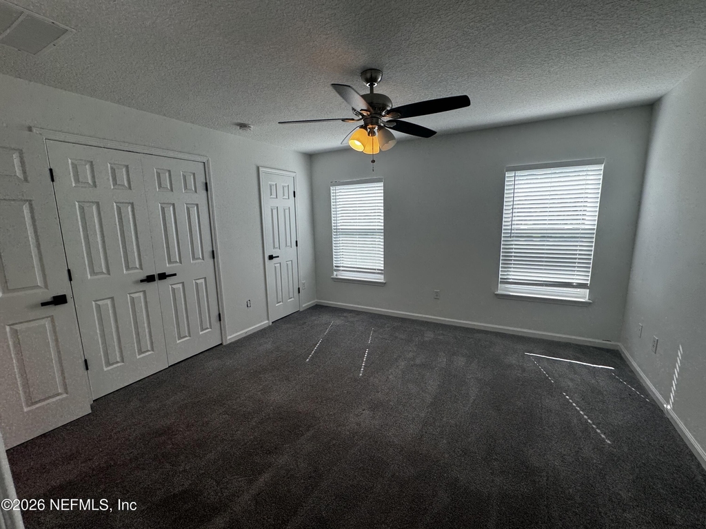 807 Black Cherry Drive S - Photo 6