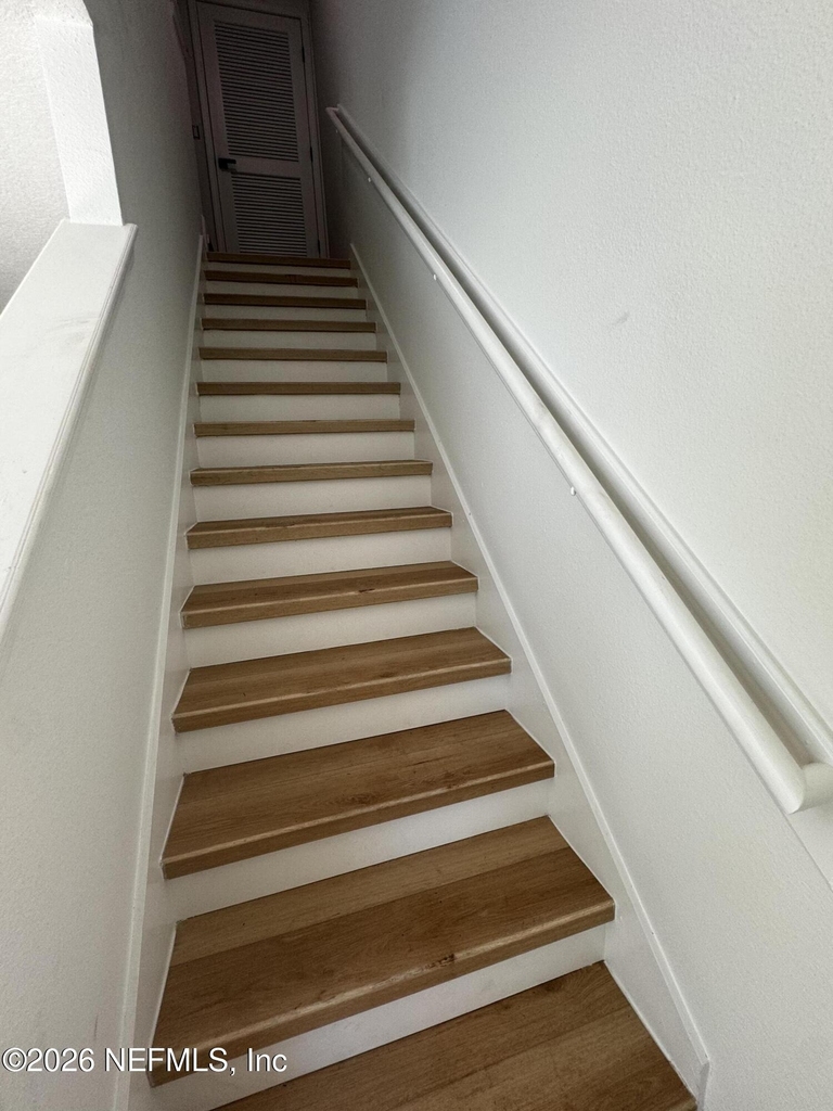 807 Black Cherry Drive S - Photo 9