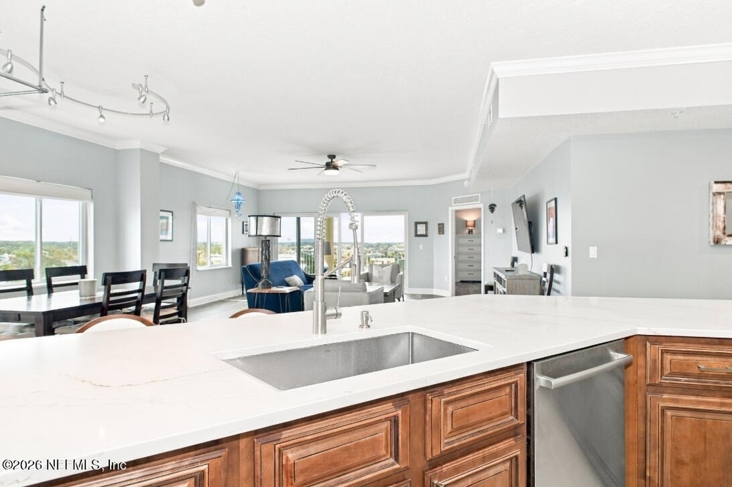 1236 1st Street N - Photo 6