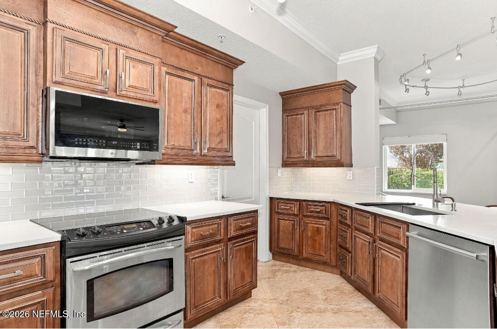 1236 1st Street N - Photo 7