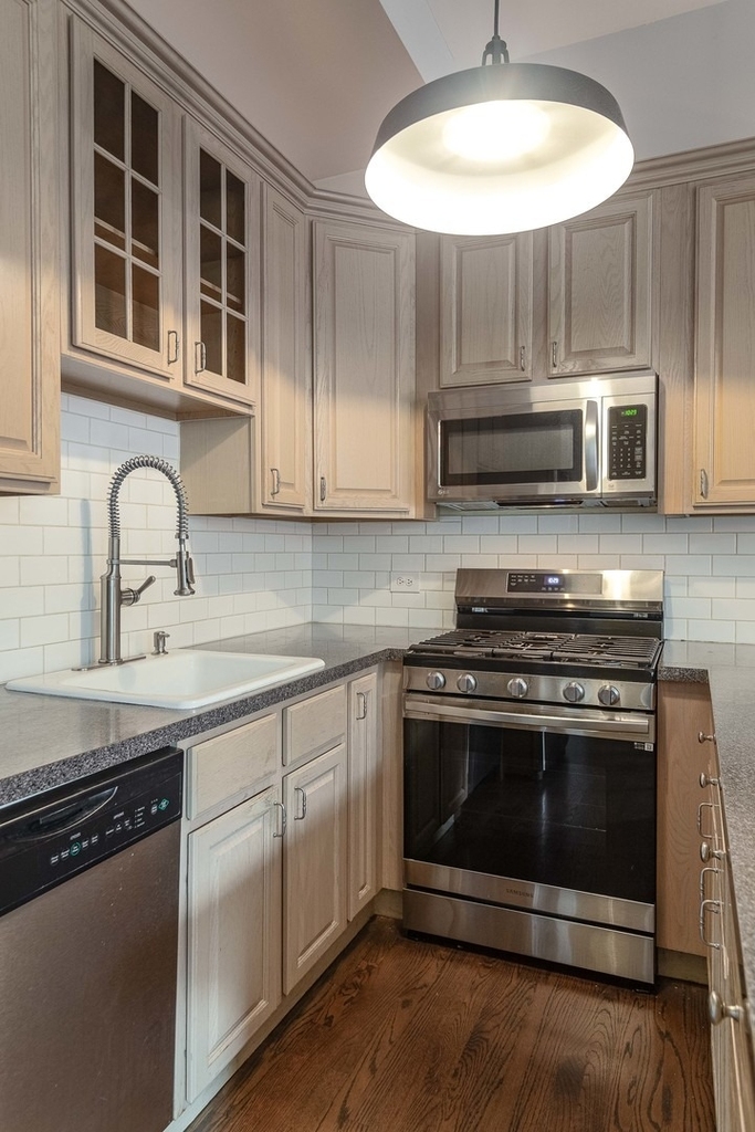 1344 N North Park Avenue - Photo 9