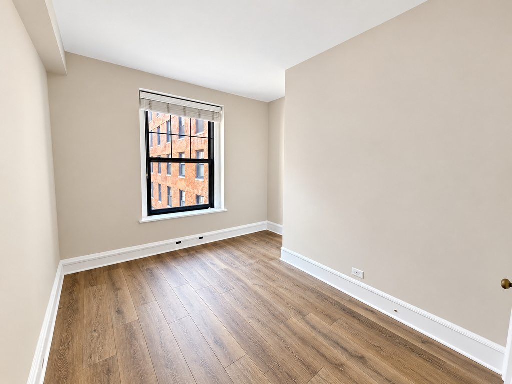 3170 N Sheridan Road - Photo 12