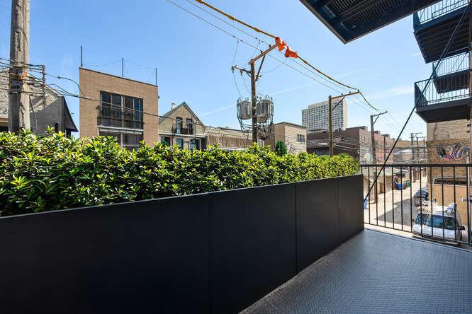 1257 N Ashland Avenue - Photo 23