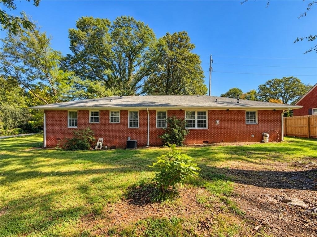 4449 Chamblee Tucker Road - Photo 2