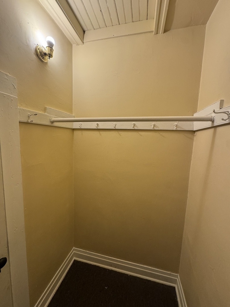 3718 W Mclean Avenue - Photo 12