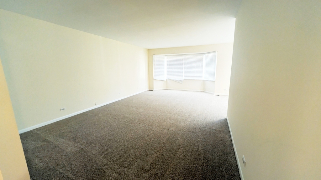 3100 Roberts Drive - Photo 2