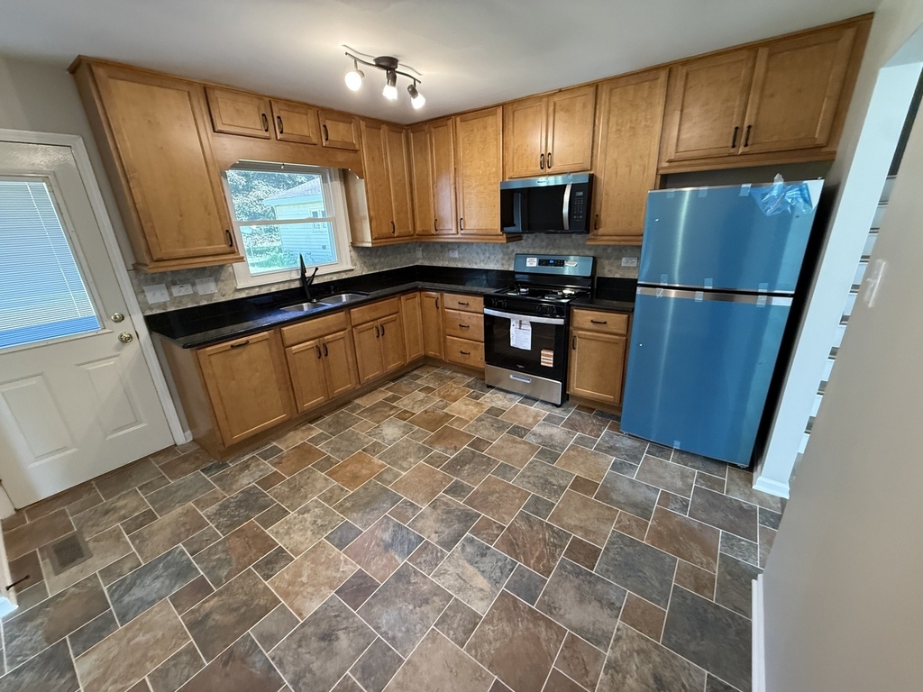 4022 Richmond Court - Photo 4