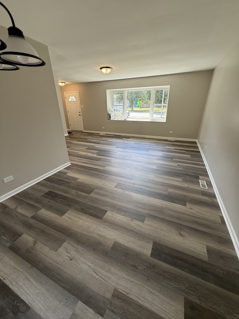 4022 Richmond Court - Photo 3