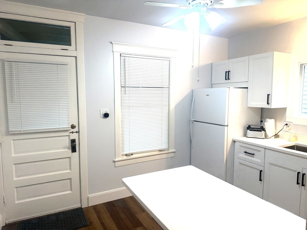 5433 N Magnet Avenue - Photo 9