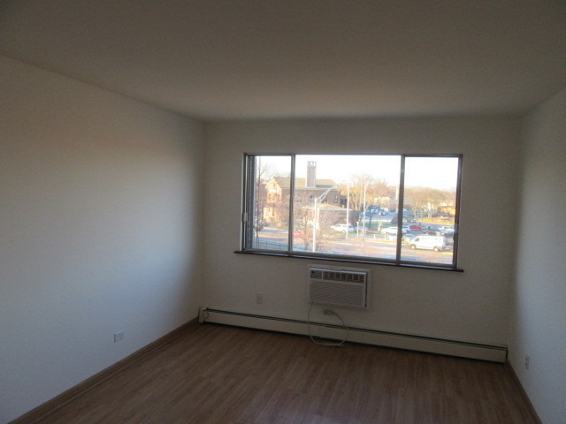 7650 W Altgeld Street - Photo 6