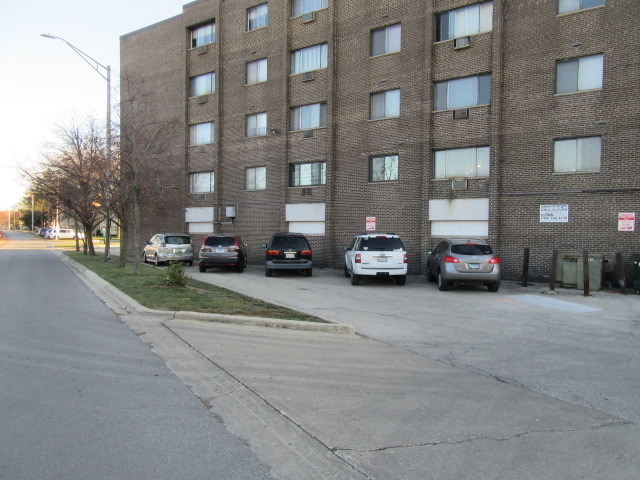 7650 W Altgeld Street - Photo 16