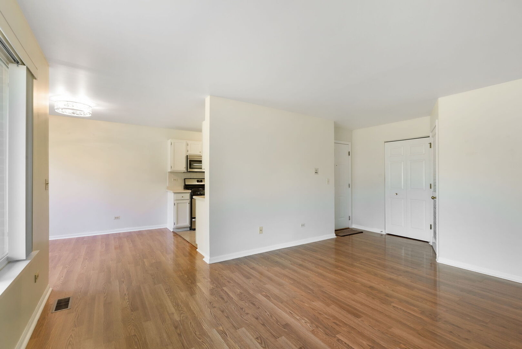 215 Brett Circle - Photo 6