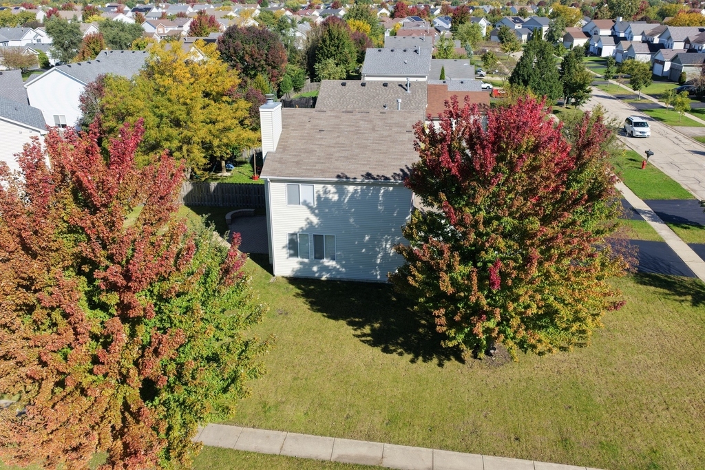 1858 S Fallbrook Drive - Photo 2