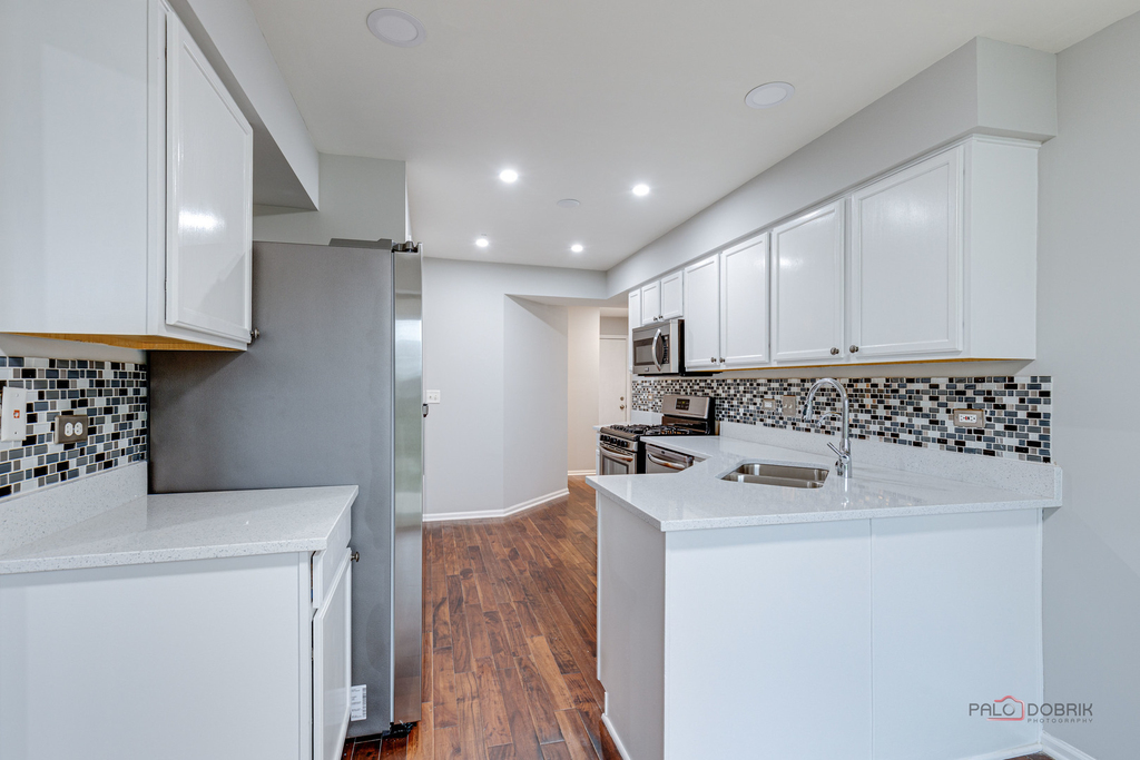 2509 Dickens Drive - Photo 8