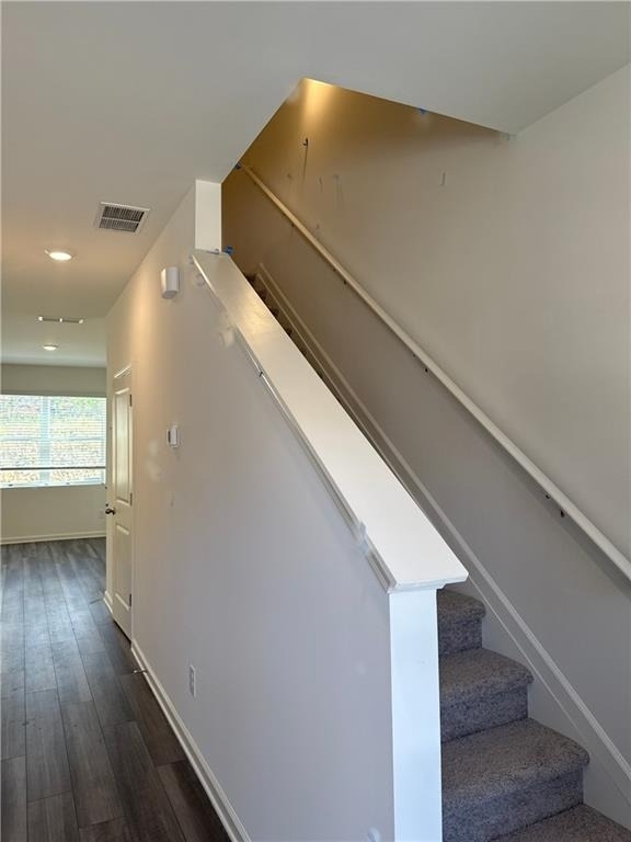 2558 Coventry Street Sw - Photo 2