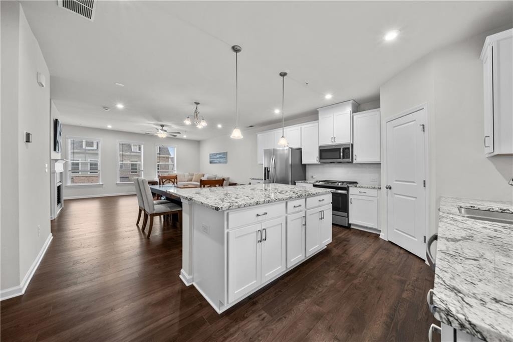 1404 Ridgebend Way Se - Photo 9