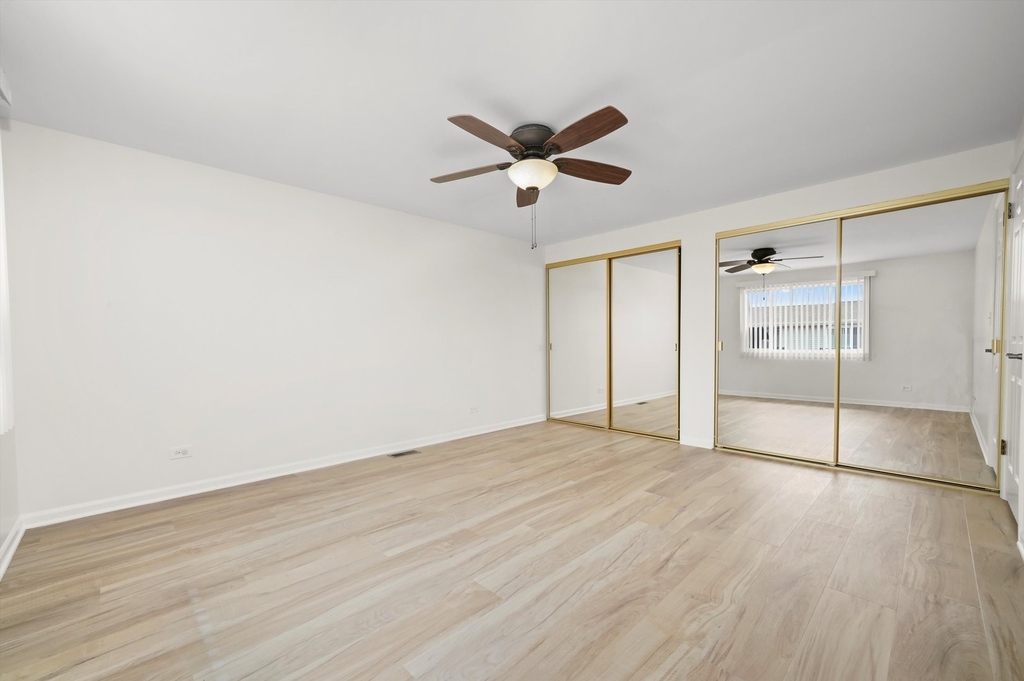 1100 Stoughton Court - Photo 9