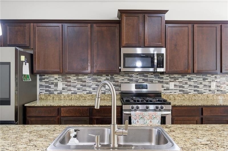 296 Maple Brook Drive - Photo 4