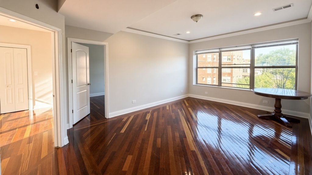 7227 N Rogers Avenue - Photo 4
