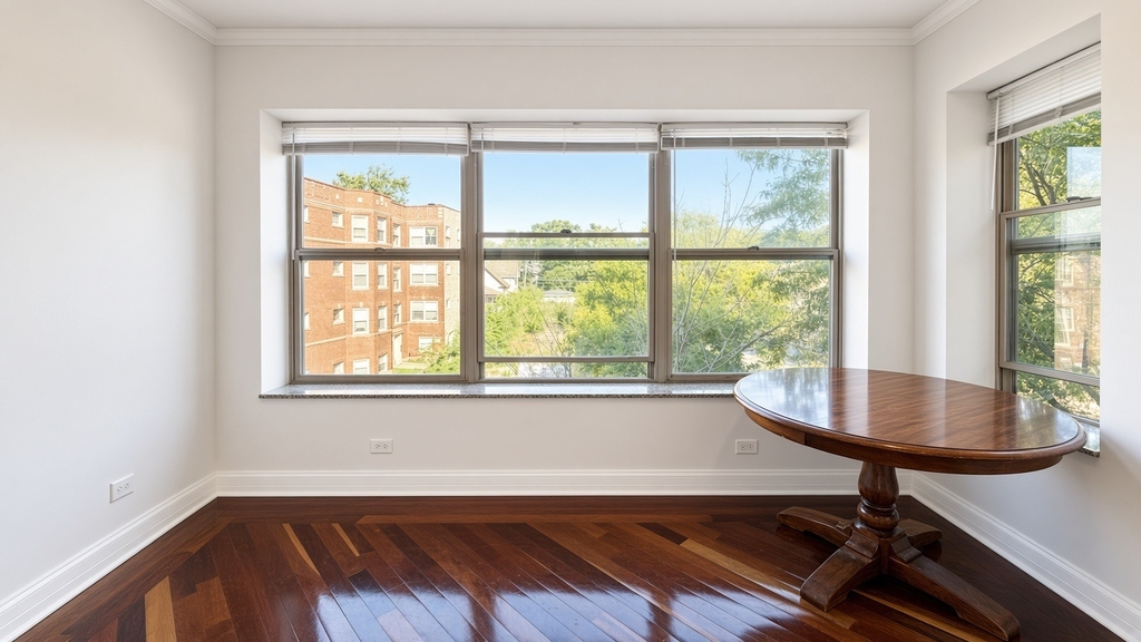 7227 N Rogers Avenue - Photo 5