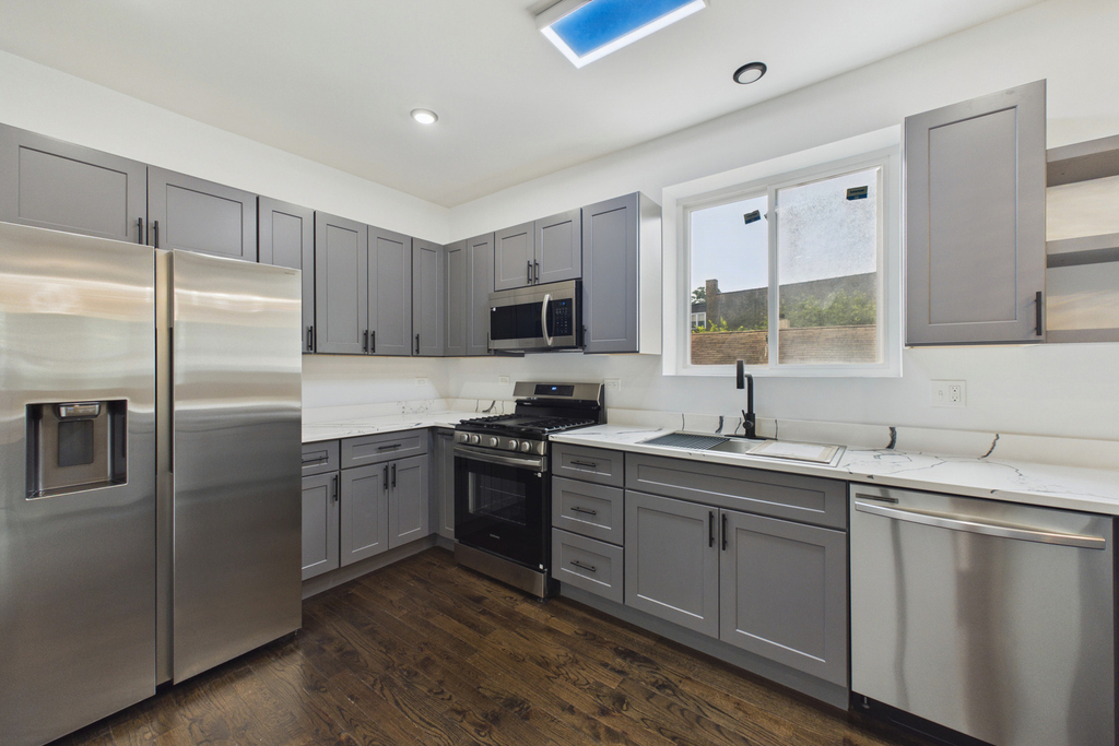 7919 S Ellis Avenue - Photo 9