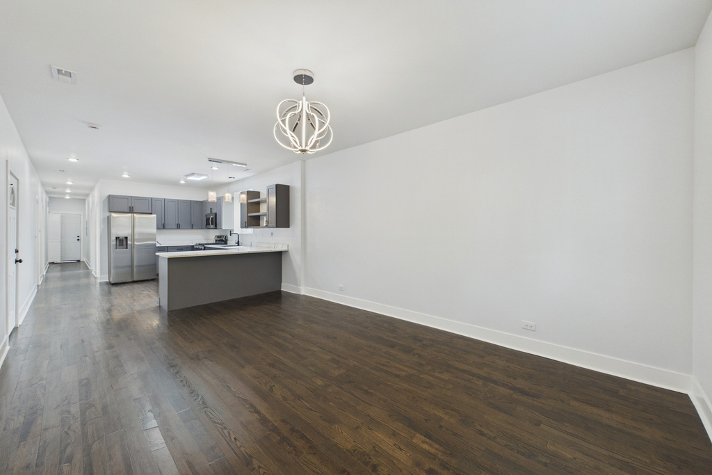 7919 S Ellis Avenue - Photo 4