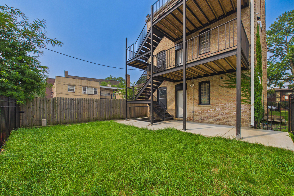 7919 S Ellis Avenue - Photo 31