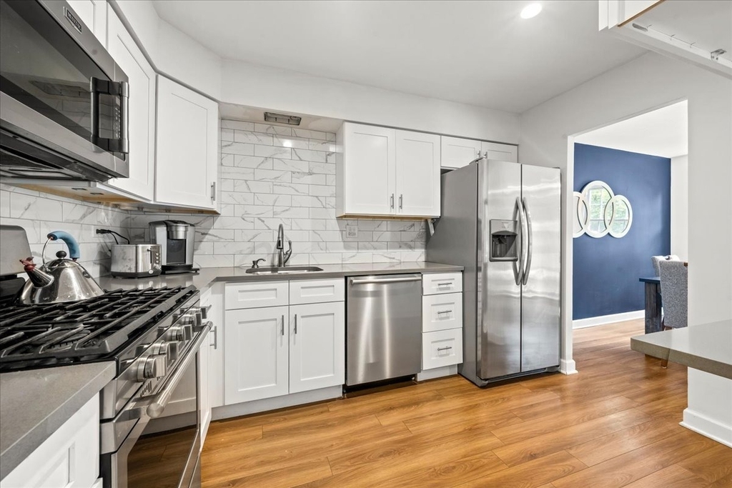 1230 Park Avenue - Photo 2
