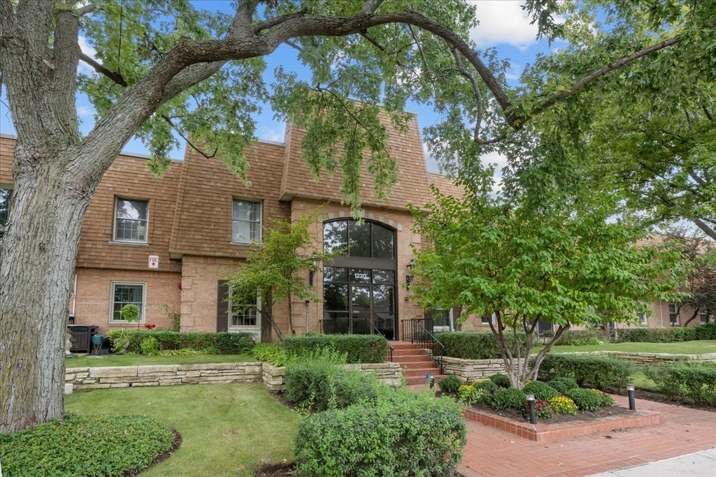 1230 Park Avenue - Photo 0