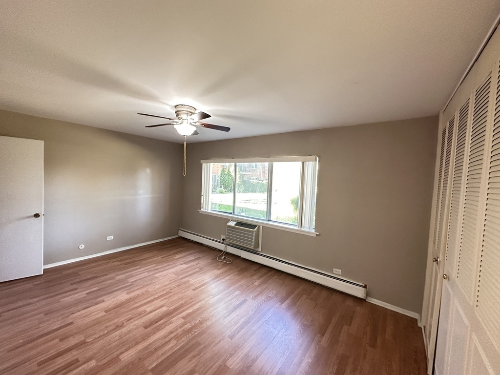 2311 S Goebbert Road S - Photo 14