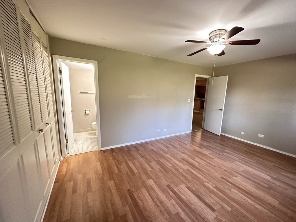 2311 S Goebbert Road S - Photo 15