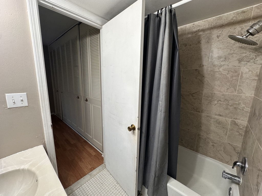 2311 S Goebbert Road S - Photo 17