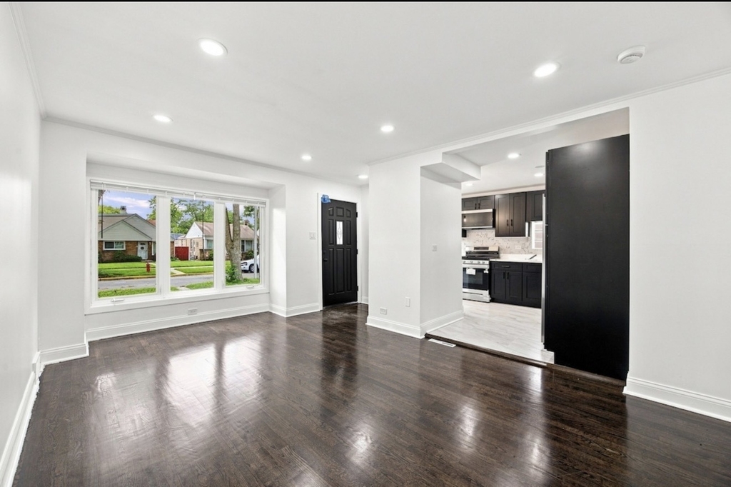 117 Morris Avenue - Photo 3