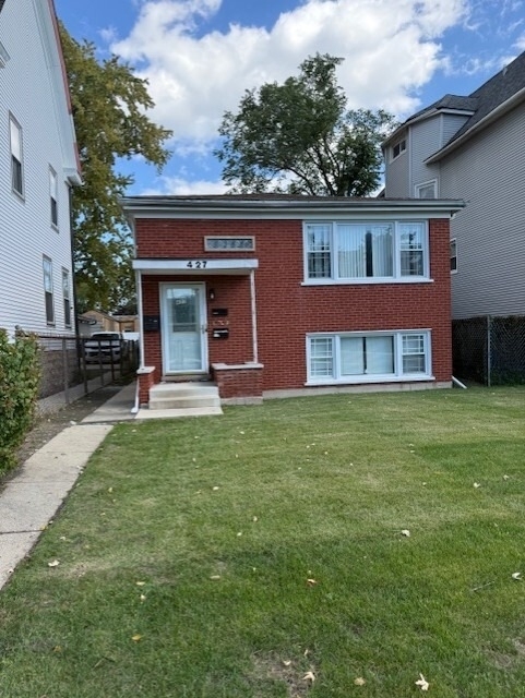 427 S 19th Avenue - Photo 0