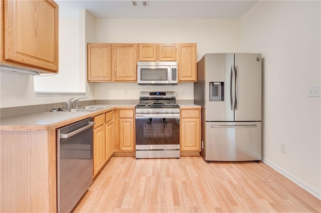 3246 Mill Springs Cir - Photo 8