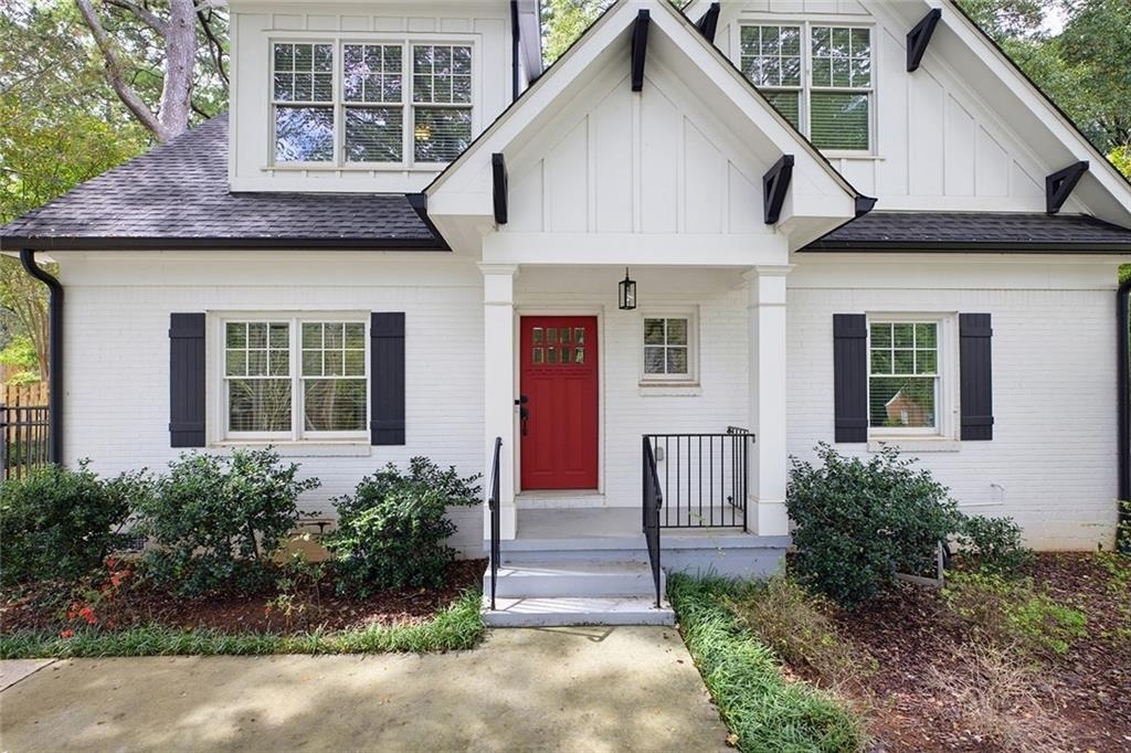 827 Derrydown Way - Photo 2