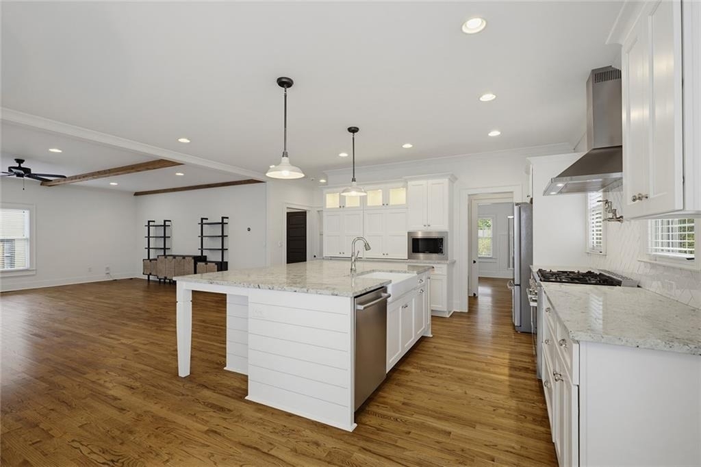 827 Derrydown Way - Photo 14