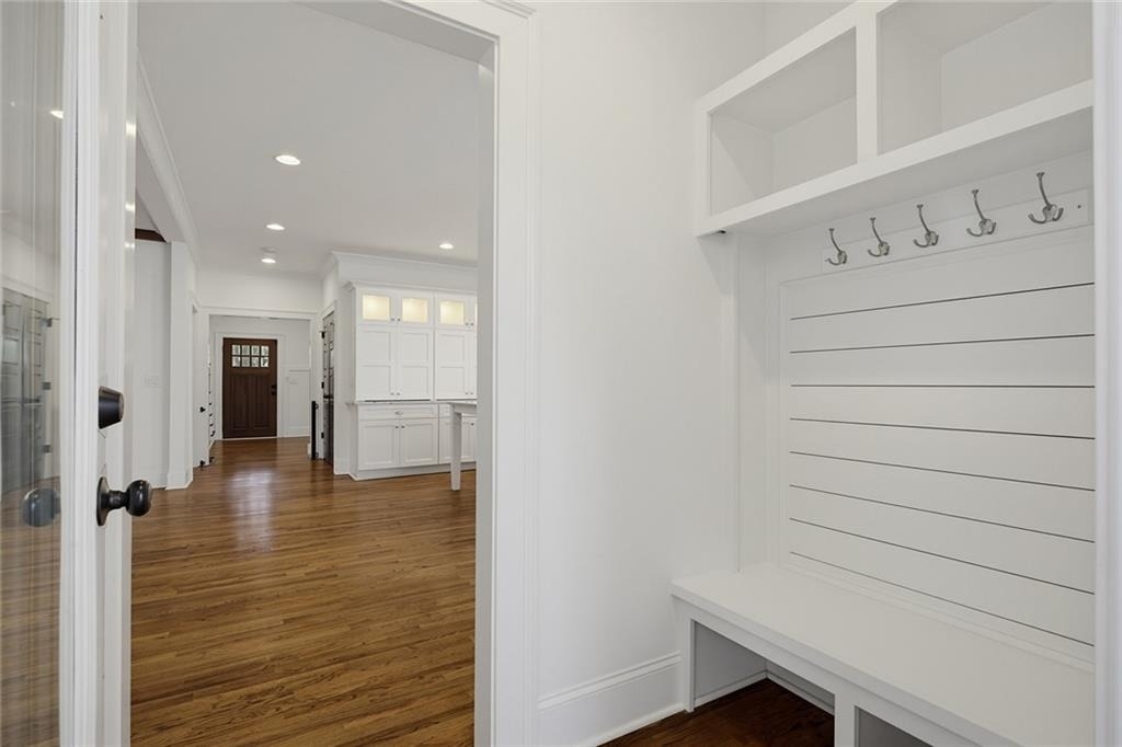 827 Derrydown Way - Photo 18