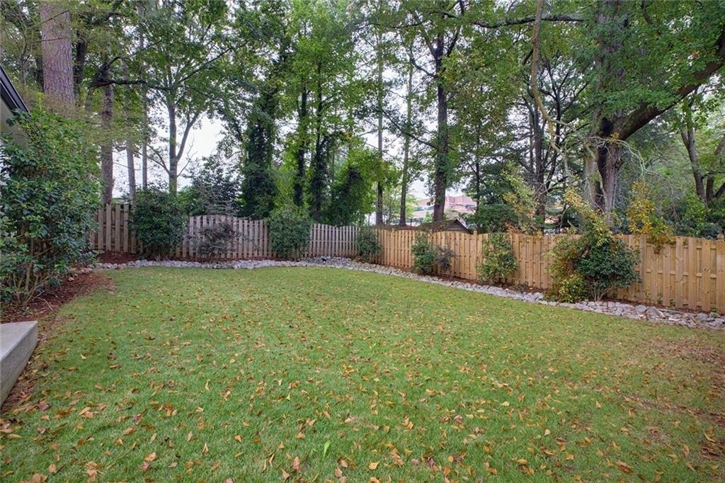 827 Derrydown Way - Photo 24