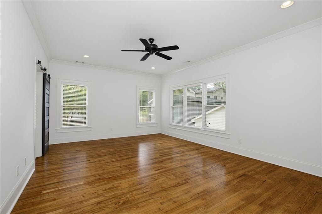 827 Derrydown Way - Photo 28