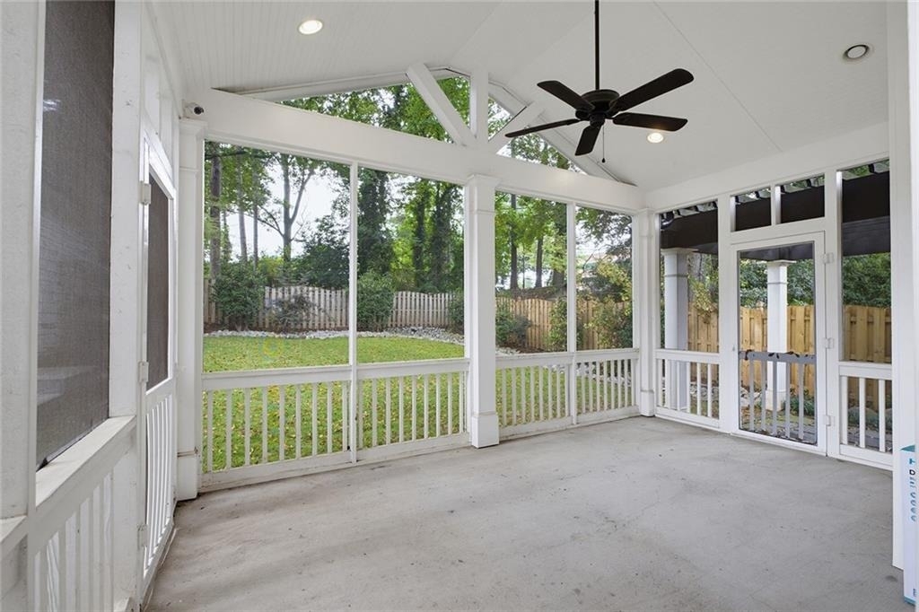827 Derrydown Way - Photo 19