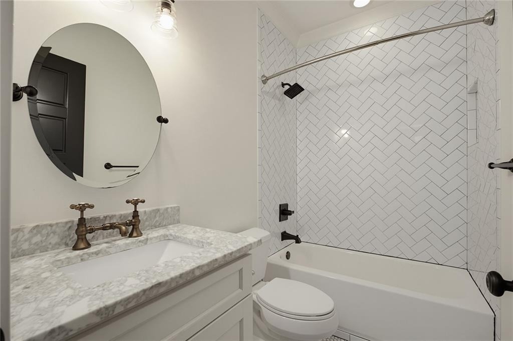 827 Derrydown Way - Photo 26