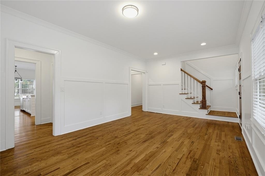 827 Derrydown Way - Photo 3